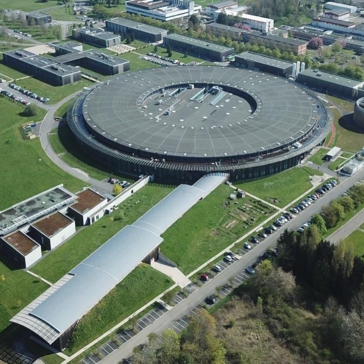Image 6 Days of Sunshine at SOLEIL for the Computational Spectroscopy Group