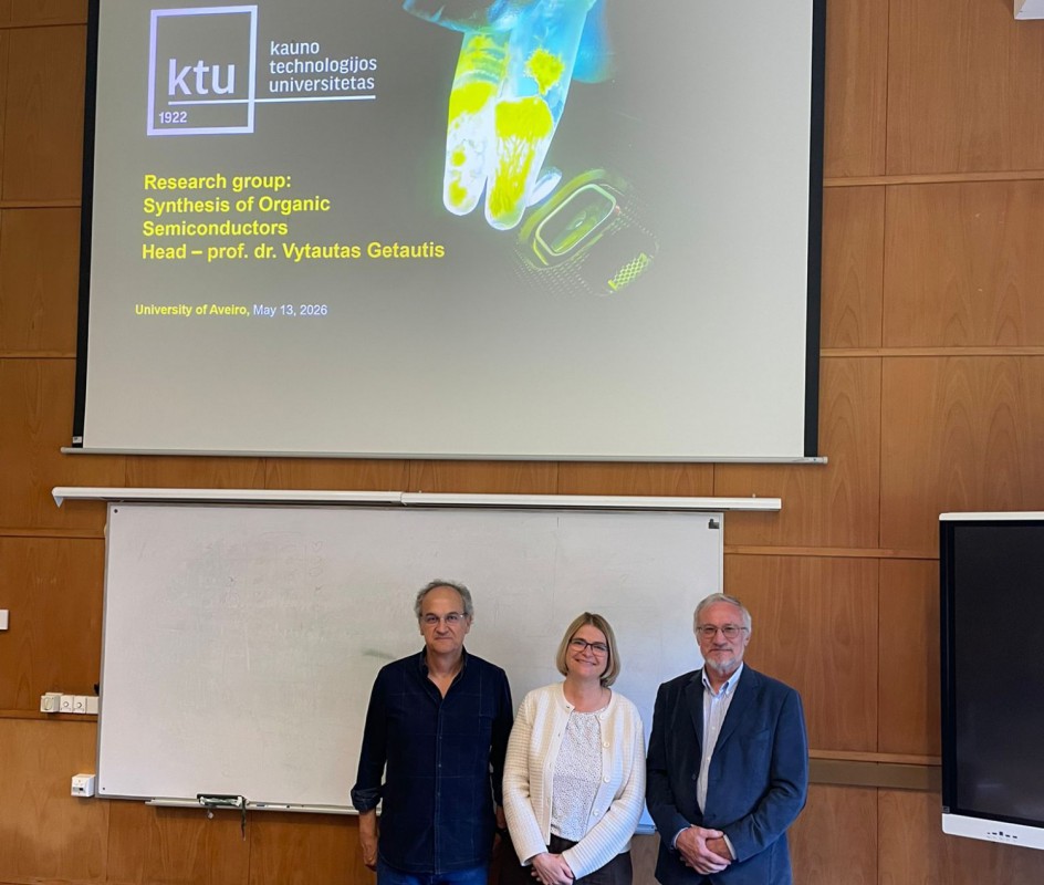 Image Workshop explores organic molecules for next-generation solar cells